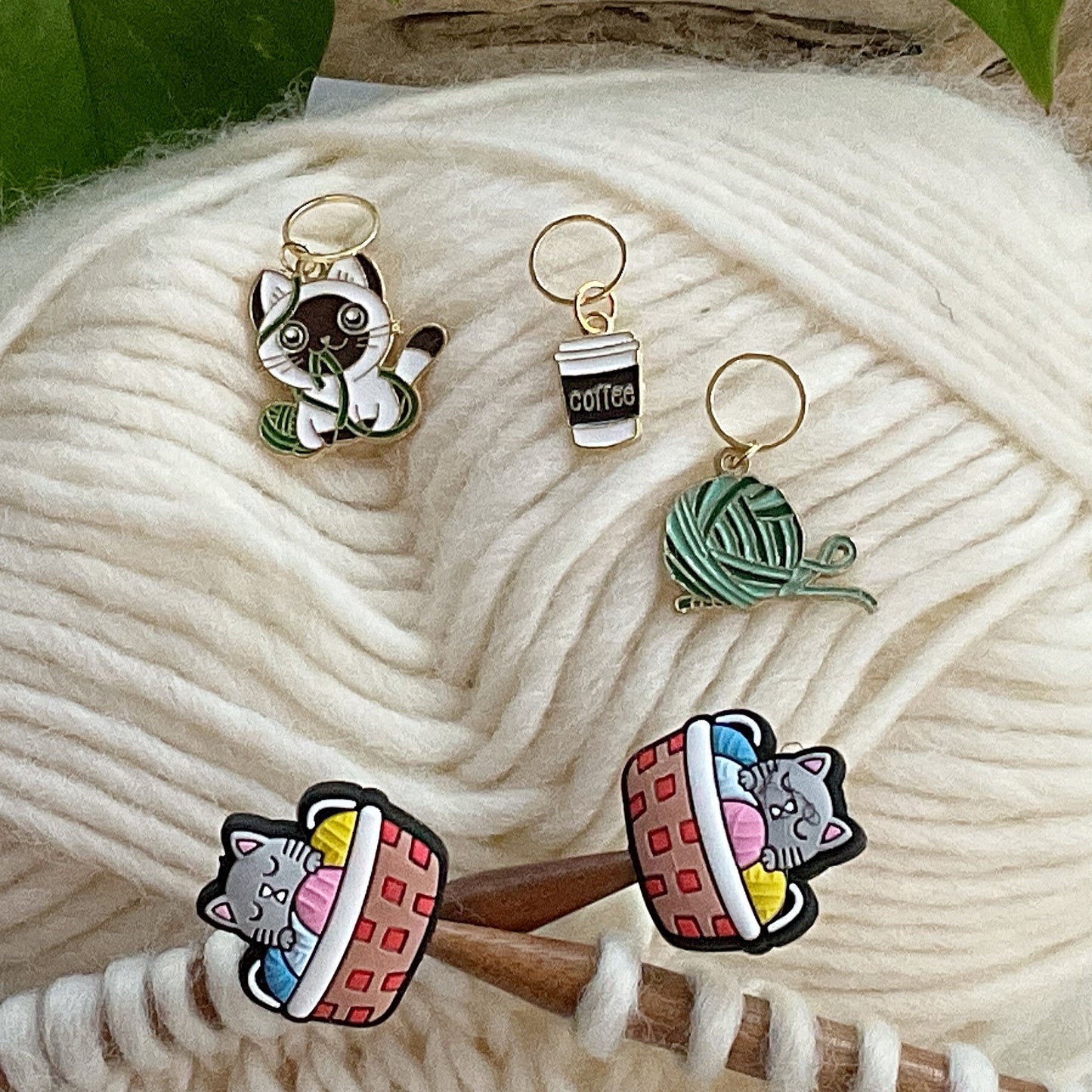 STITCH STOPPERS + MARKERS Set, set of 4 fixed and removable markers + set of 2 Cat in a yarn basket stoppers + storage jar, Knit & Crochet