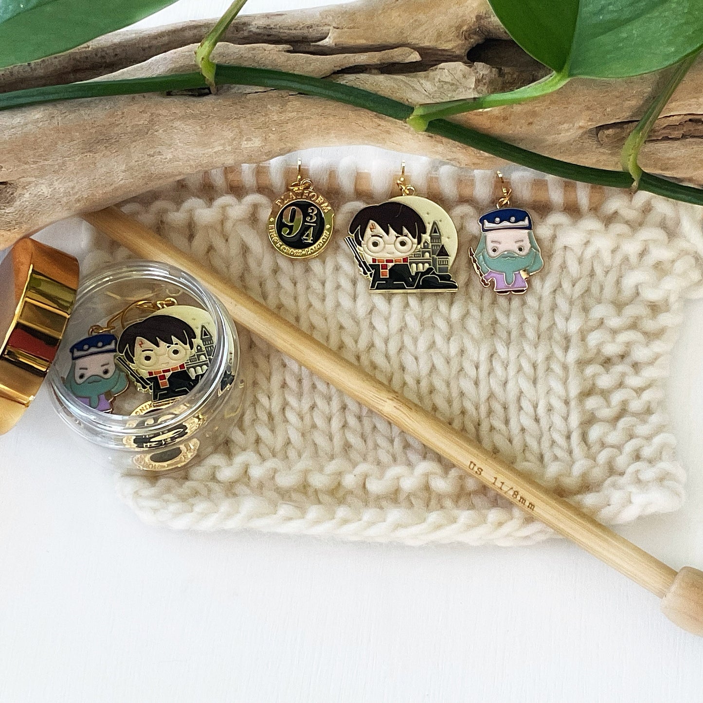 WIZARD STUDENT, PROFESSOR D + Platform 9 3/4 set of 3 Knit + Crochet markers + storage jar w/ lid + 1 additional free surprise stitch marker