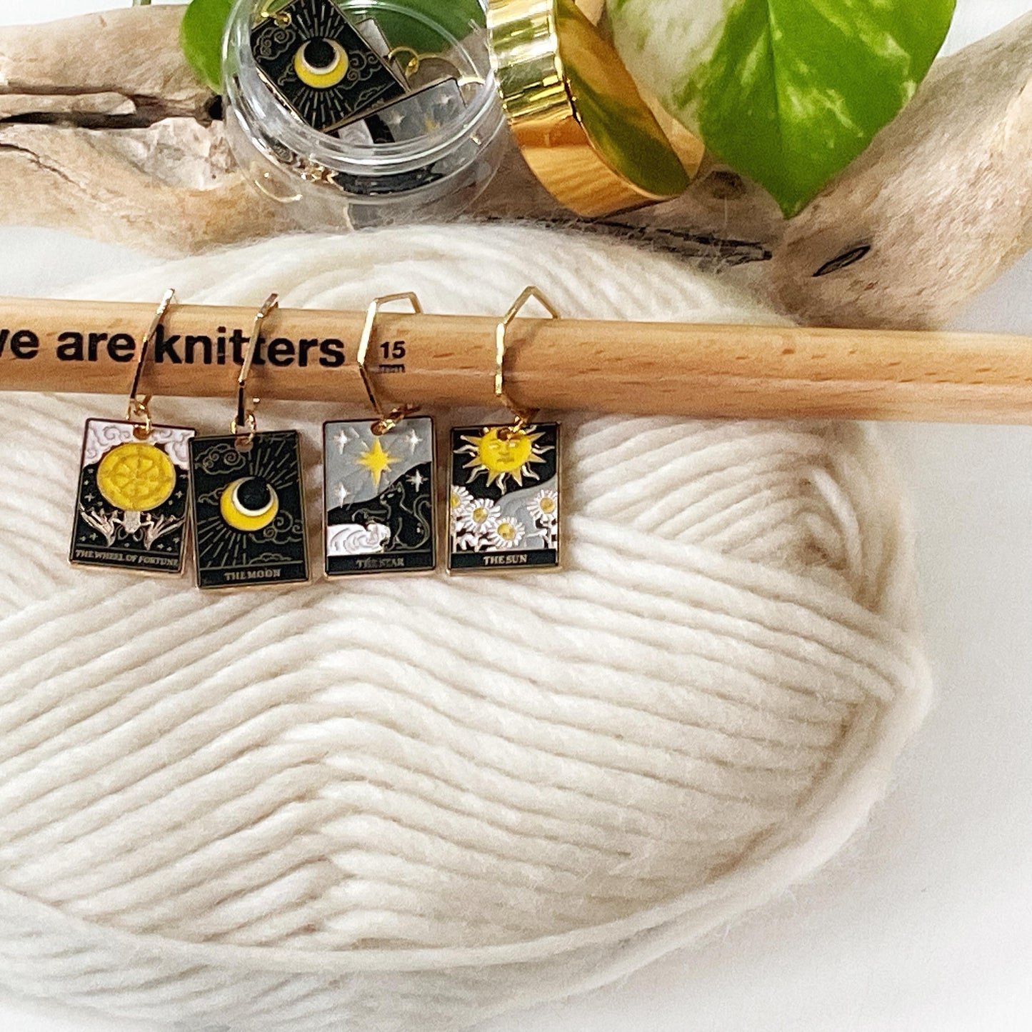 TAROT CARD Set of 4 fixed or removable stitch markers includes storage jar + lid, progress keepers, Moon, Star, Sun, Wheel of Fortune