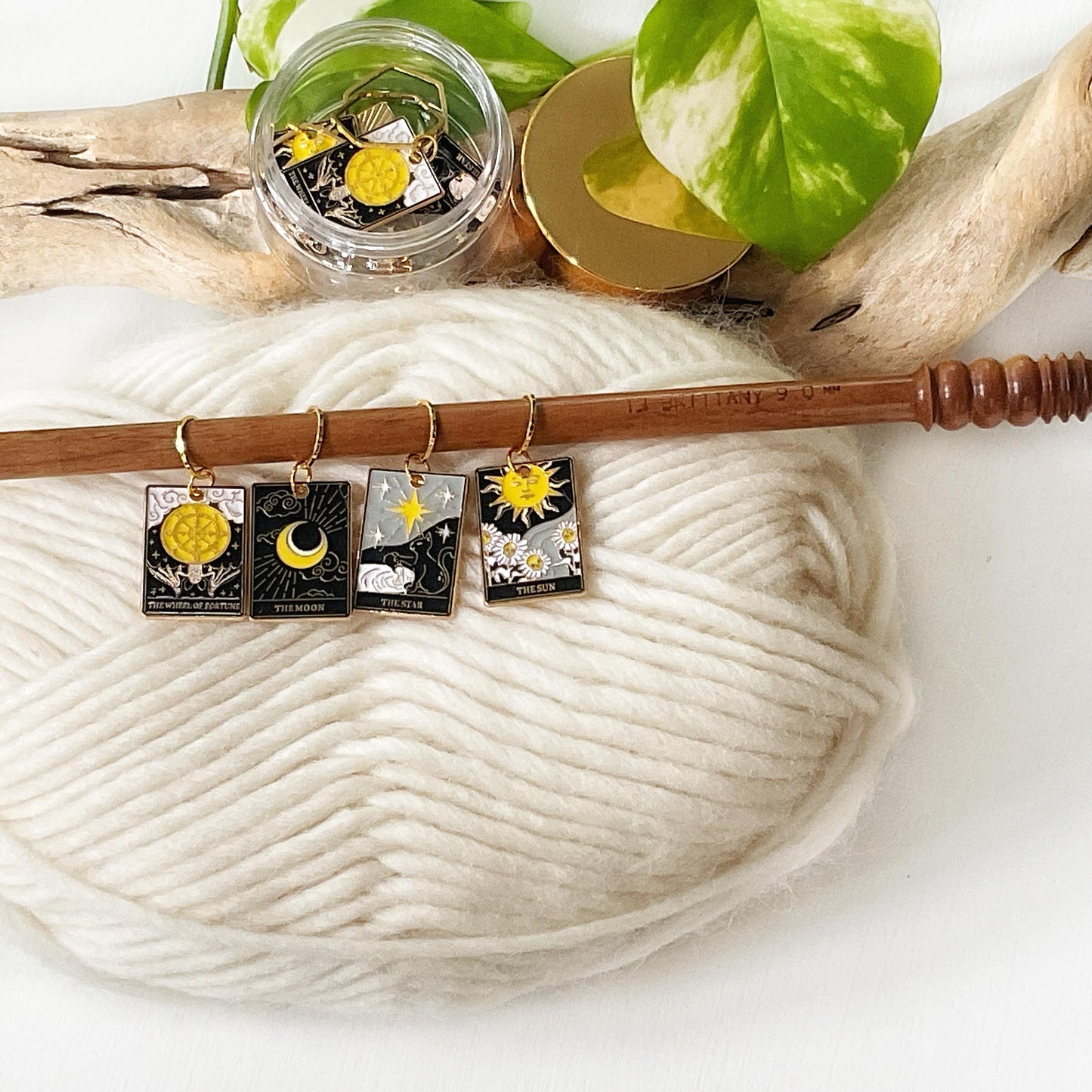 TAROT CARD Set of 4 fixed or removable stitch markers includes storage jar + lid, progress keepers, Moon, Star, Sun, Wheel of Fortune