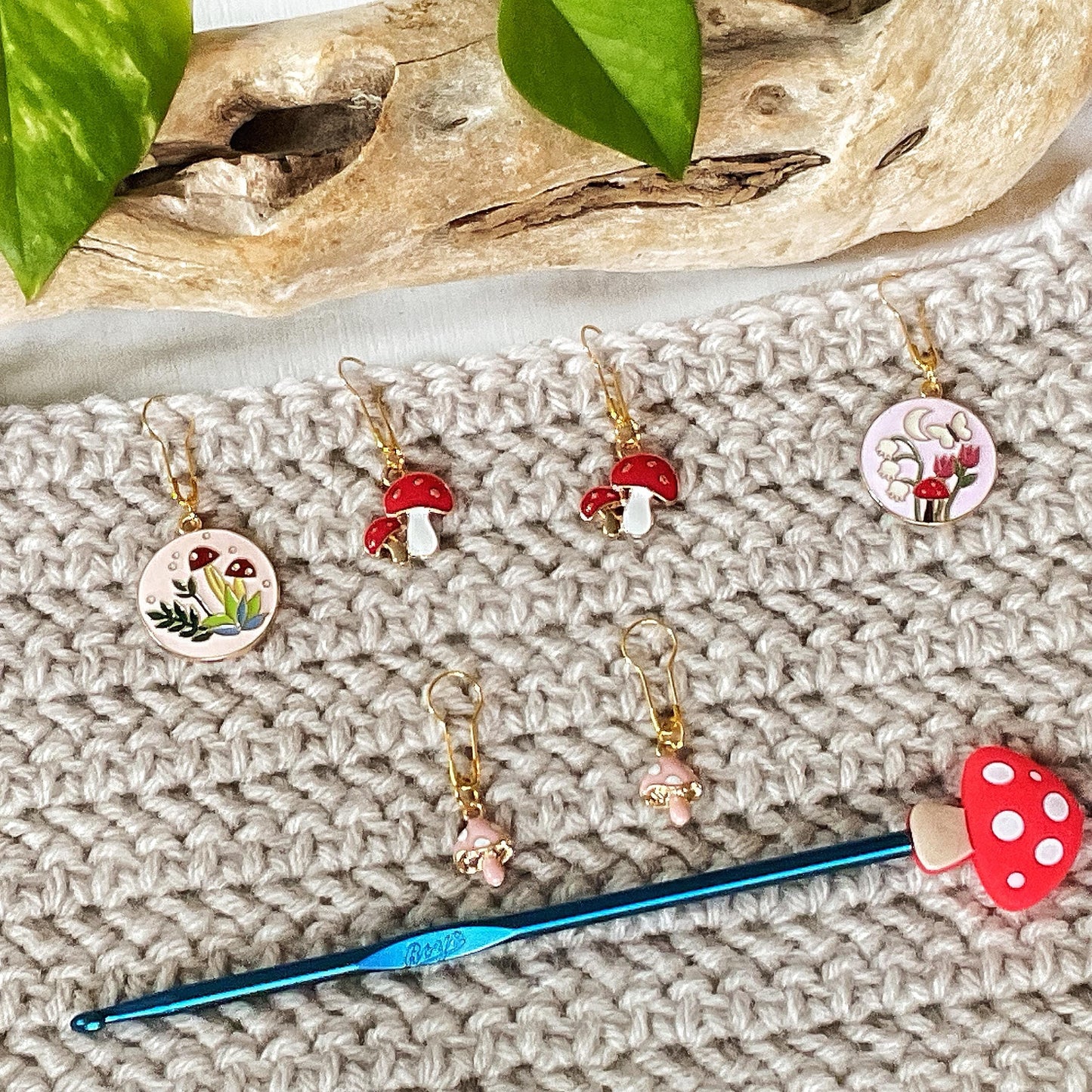 FLORA + FAUNA FOREST set of 4 - 6 knit or crochet stitch markers, flower and mushroom discs, enamel markers + storage jar w/ lid
