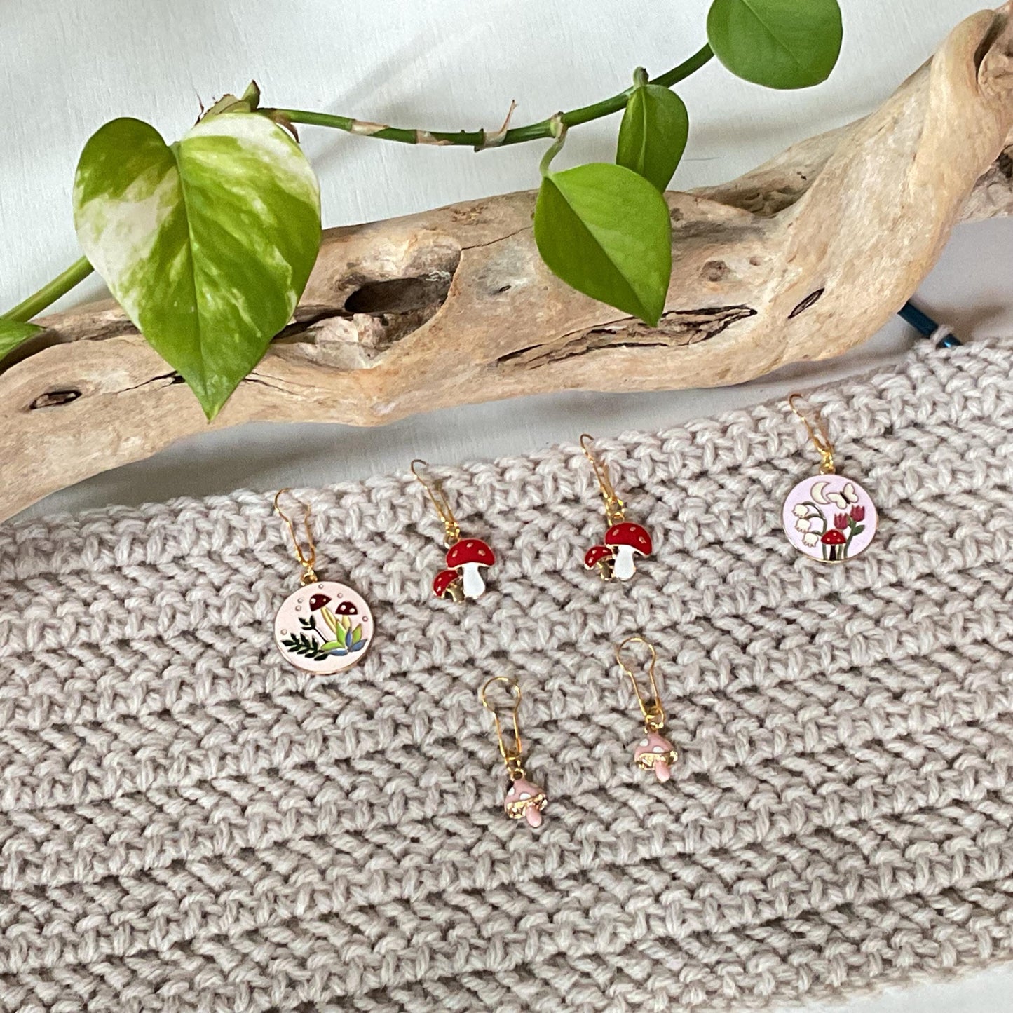 FLORA + FAUNA FOREST set of 4 - 6 knit or crochet stitch markers, flower and mushroom discs, enamel markers + storage jar w/ lid