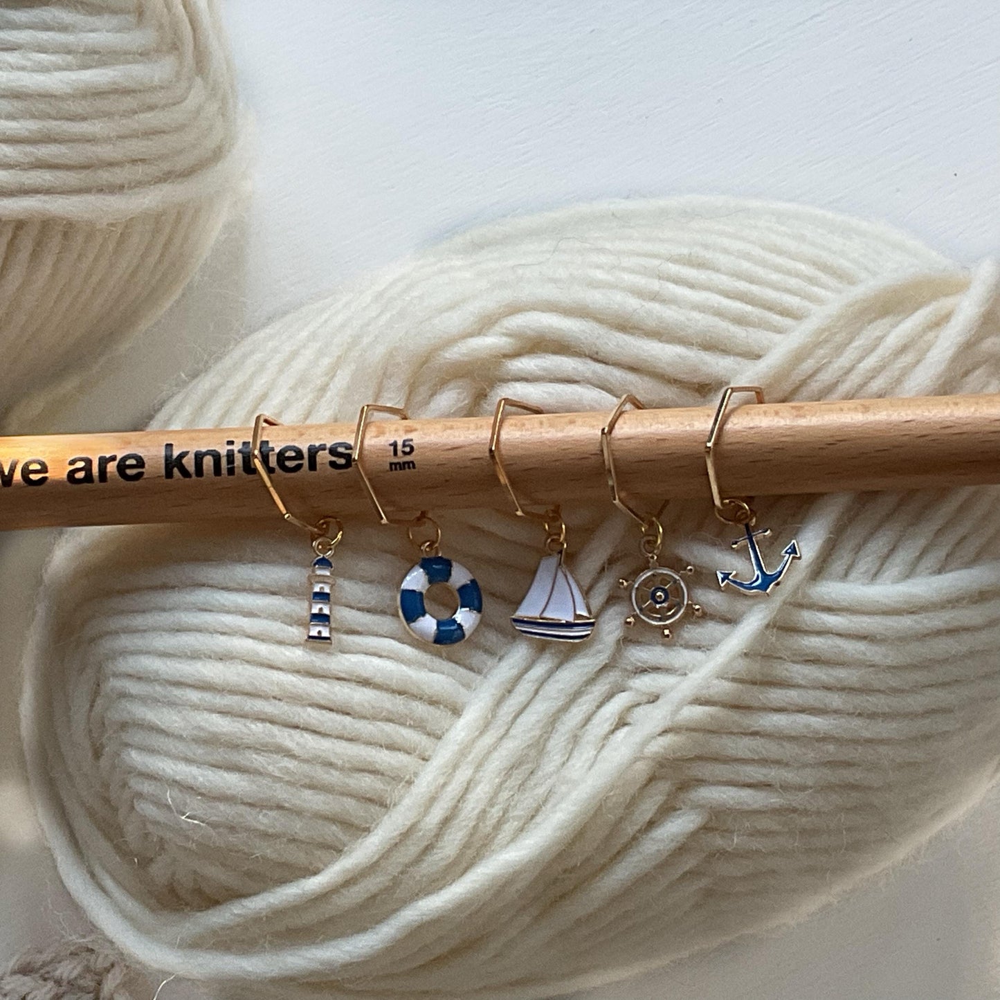 SAILING LOVERS stitch markers, 5 metal + enamel knit or crochet markers: boat, wheel, lifebouy, lighthouse, anchor + storage jar w/ lid