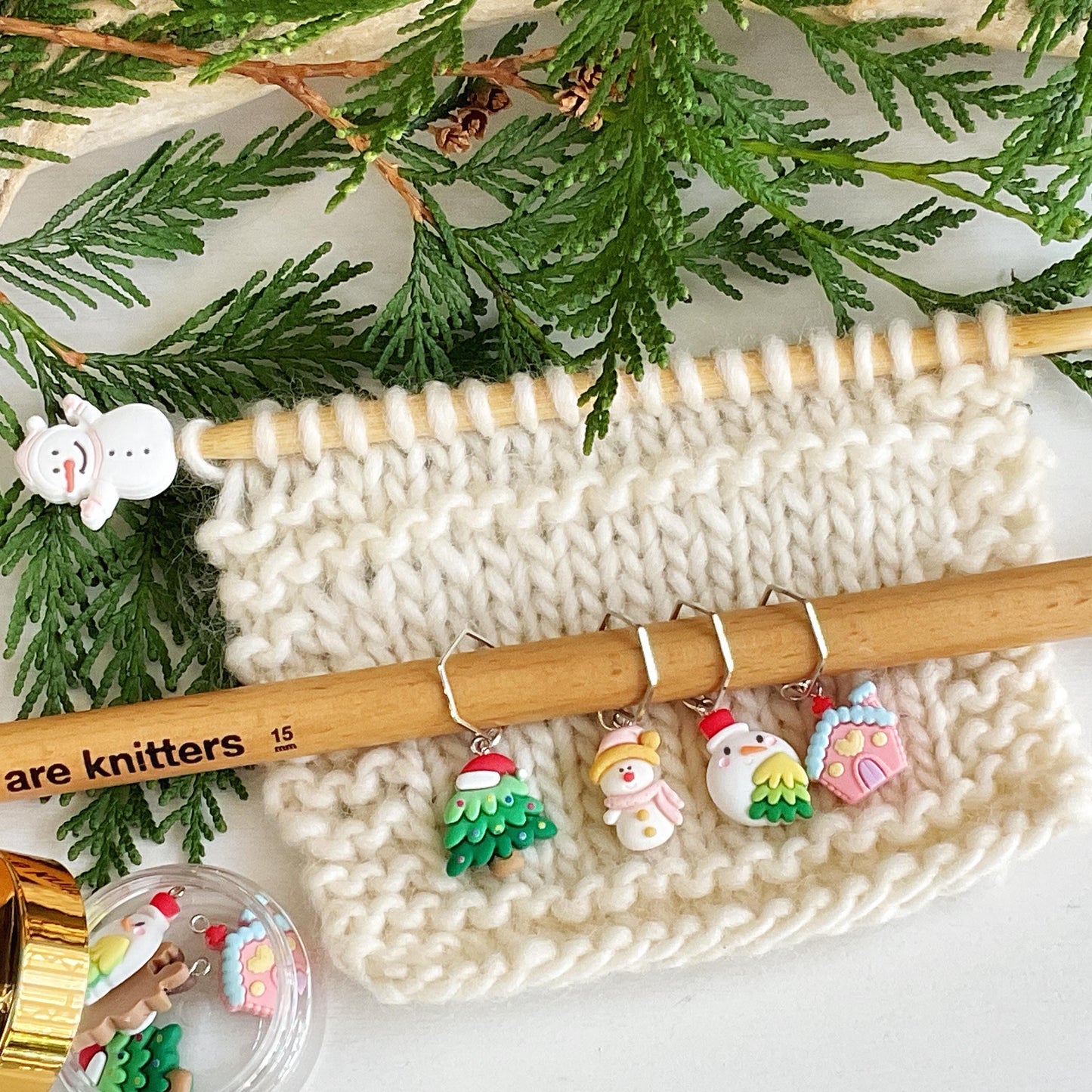 CHRISTMAS KAWAII Set of 4 knit + crochet stitch markers + storage jar, dancing tree, animated ornament, snowman + pink gingerbread house