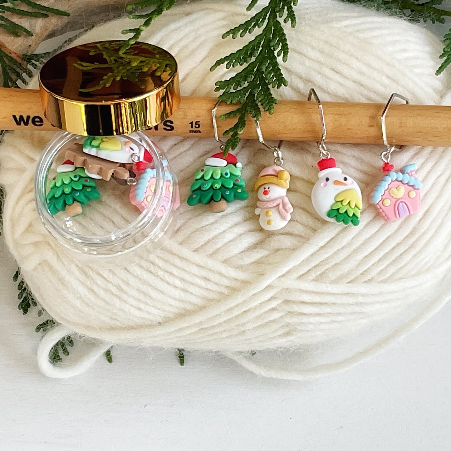 CHRISTMAS KAWAII Set of 4 knit + crochet stitch markers + storage jar, dancing tree, animated ornament, snowman + pink gingerbread house
