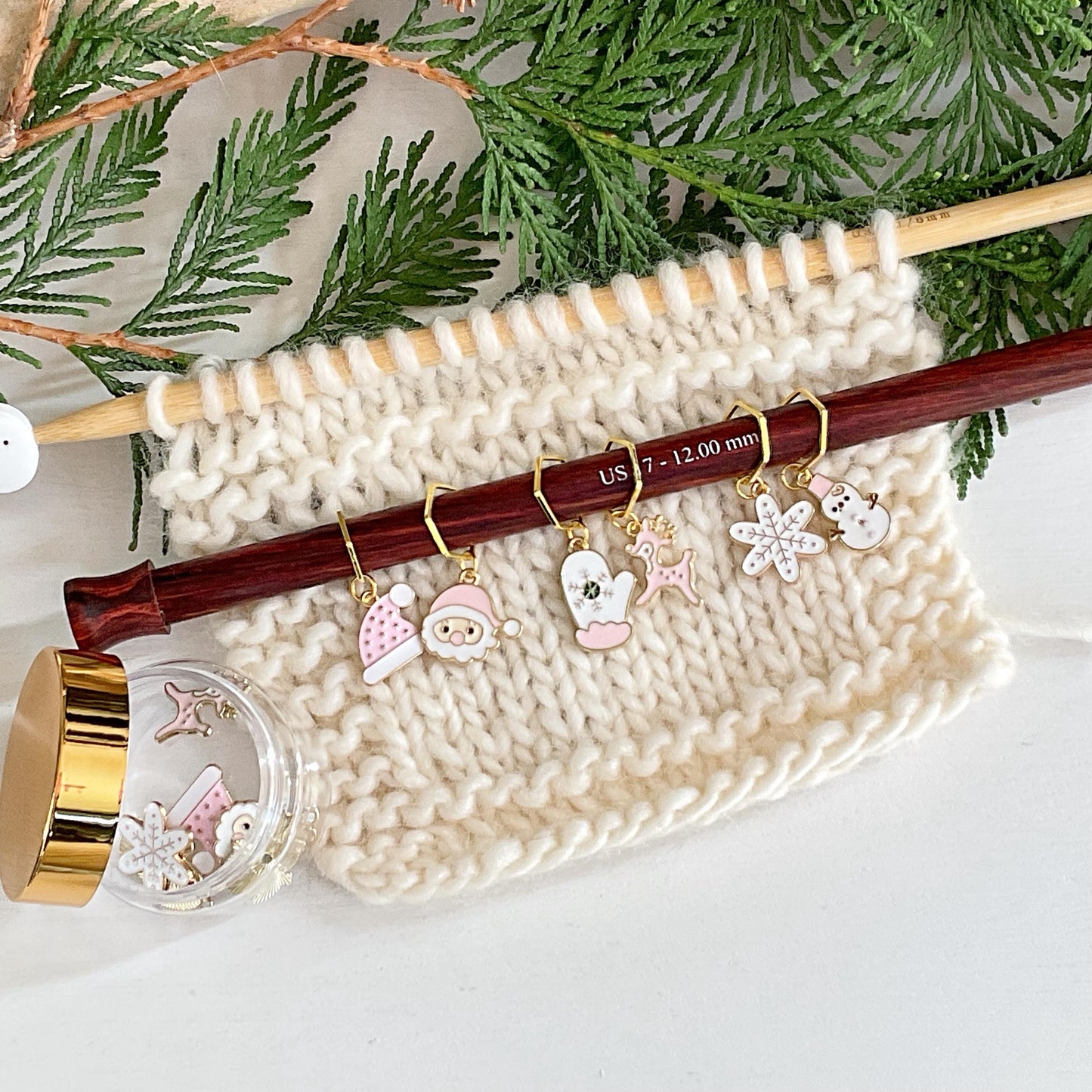 MODERN CHRISTMAS set of 6 Pink & White knit or crochet stitch markers + storage jar w/ lid- Limited Edition #2