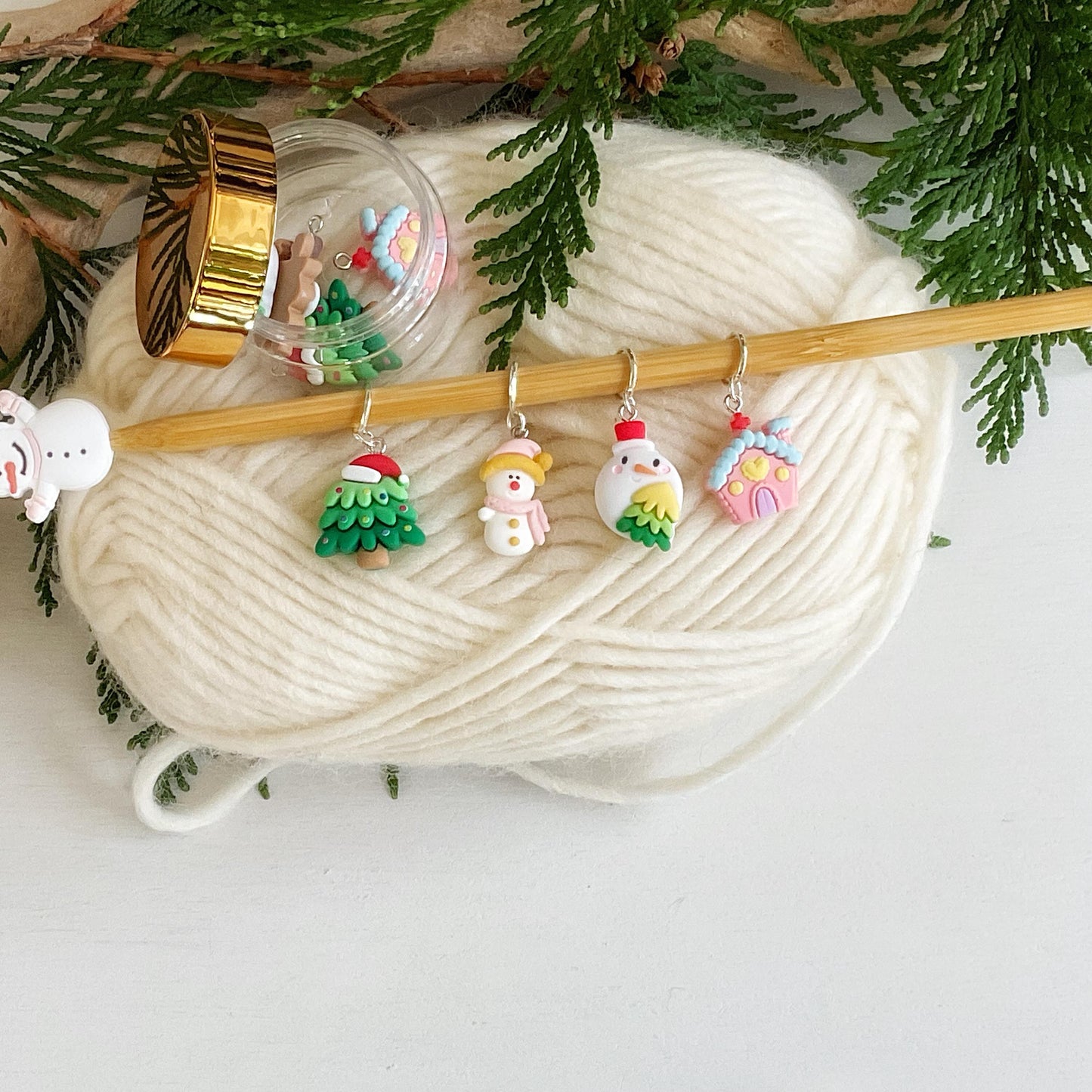 CHRISTMAS KAWAII Set of 4 knit + crochet stitch markers + storage jar, dancing tree, animated ornament, snowman + pink gingerbread house