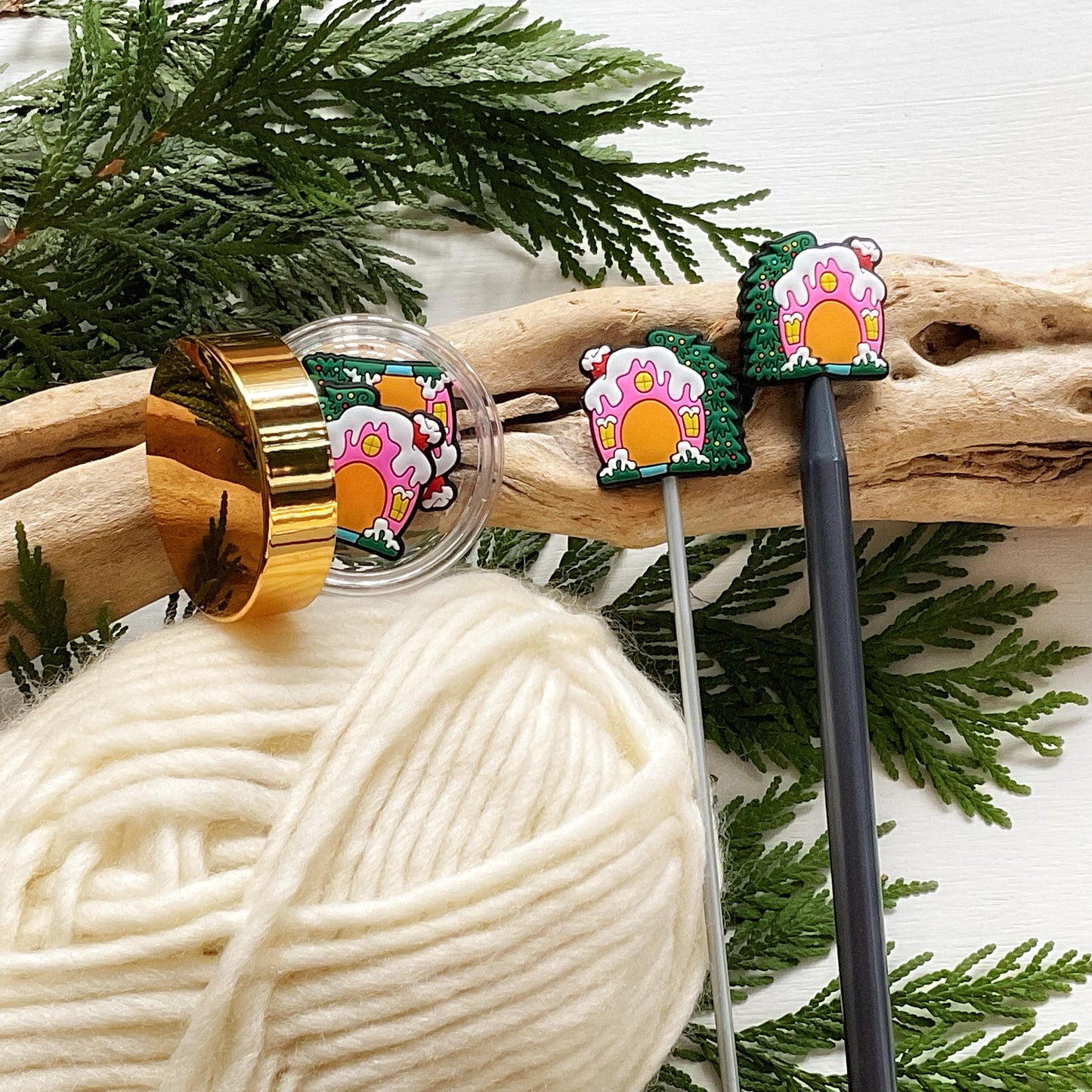CHRISTMAS WHO HOUSE knitting needle + crochet hook buddy, Set of 2 festive, winter holiday stitch stoppers, knitting needle point protectors