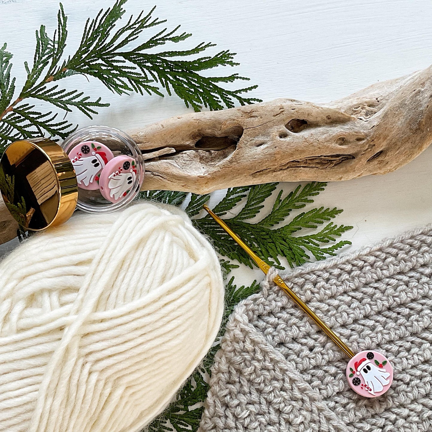 GHOST of CHRISTMAS PRESENT knitting needle point protectors + crochet hook buddy Set of 2 festive winter holiday stitch stoppers, pink Xmas