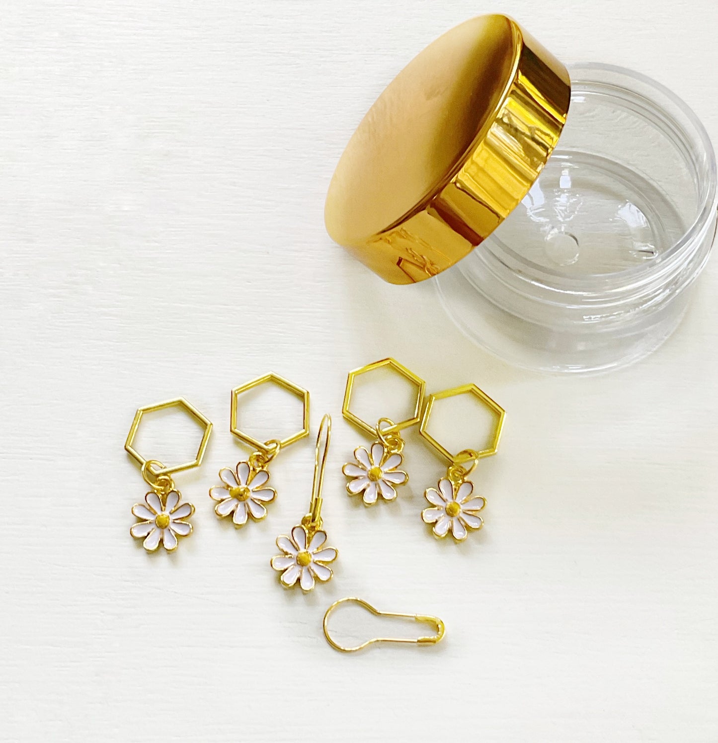 DAISY Flower Set of 6 KNIT + CROCHET Stitch markers + elegant storage jar with secure lid