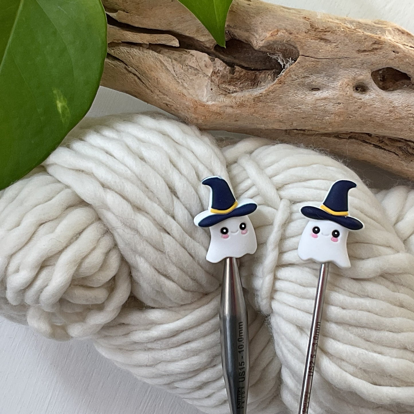 Knitting Stitch Stoppers, cute Ghost with Witch Hat HALLOWEEN Set of 2 knitting needle point protectors/ Knit tools Autumn +Fun Knit