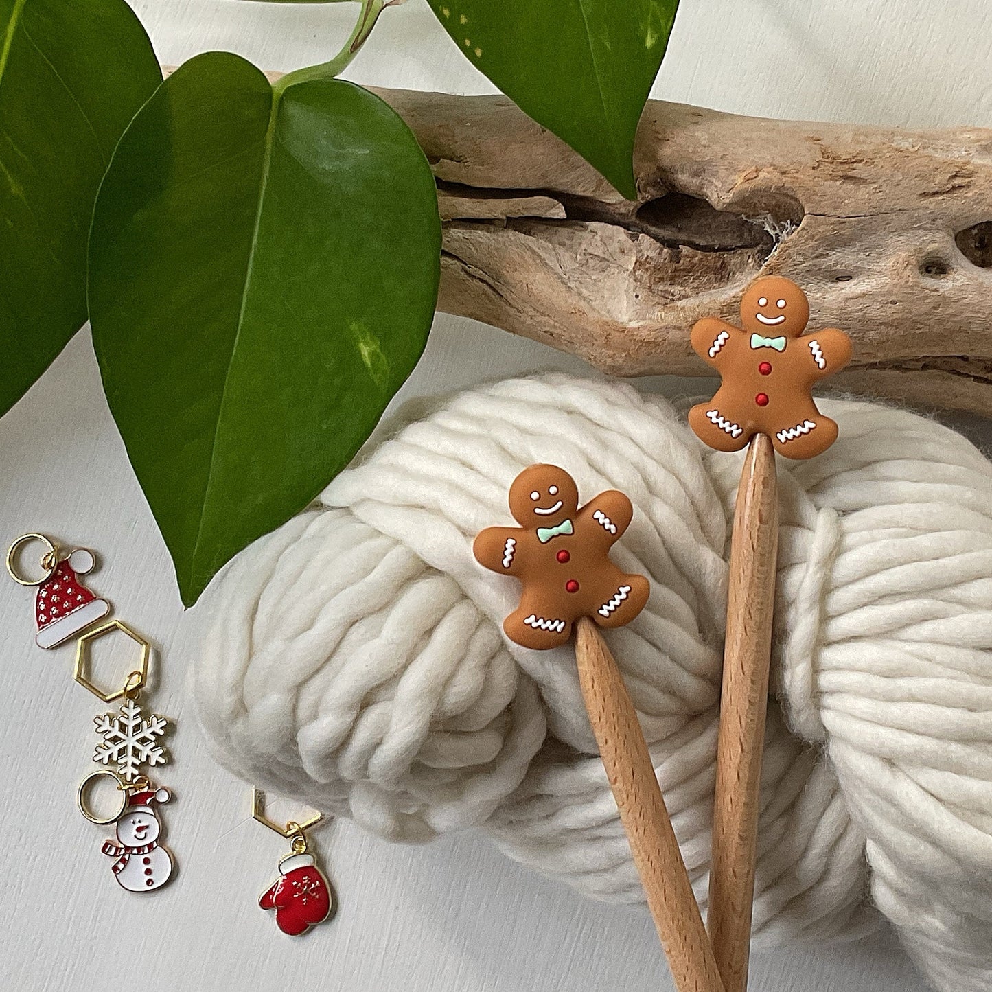 Knitting Stitch Stoppers, GINGERBREAD PERSON w/ bow tie & buttons, Christmas Set of 2 knitting needle point protectors/ Holiday X-mas