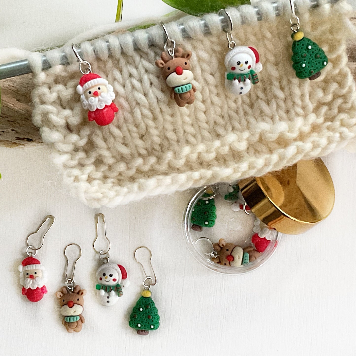 WINTER Set of 5 KNIT + CROCHET stitch markers  + storage jar, Christmas Winter stitch markers, Santa, Reindeer, snowman, tree + pear pin