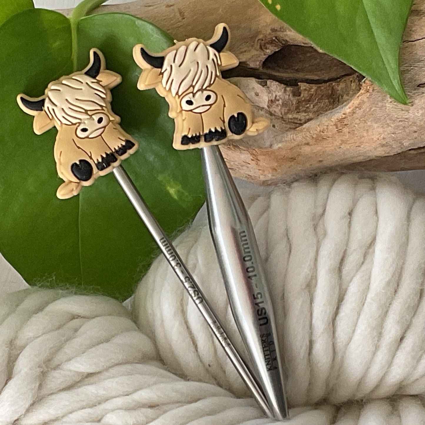HAIRY COOS Knitting Needle Stitch Stoppers/Point Protectors, Adorable Highland Cows, Khaki or Caramel color, Set of 2, storage jar optional
