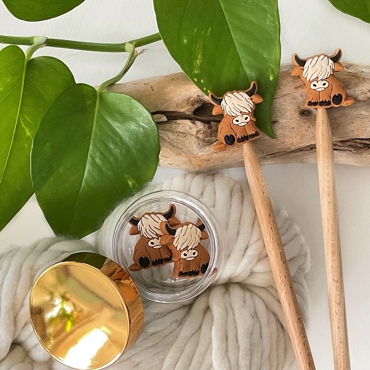 HAIRY COOS Knitting Needle Stitch Stoppers/Point Protectors, Adorable Highland Cows, Khaki or Caramel color, Set of 2, storage jar optional