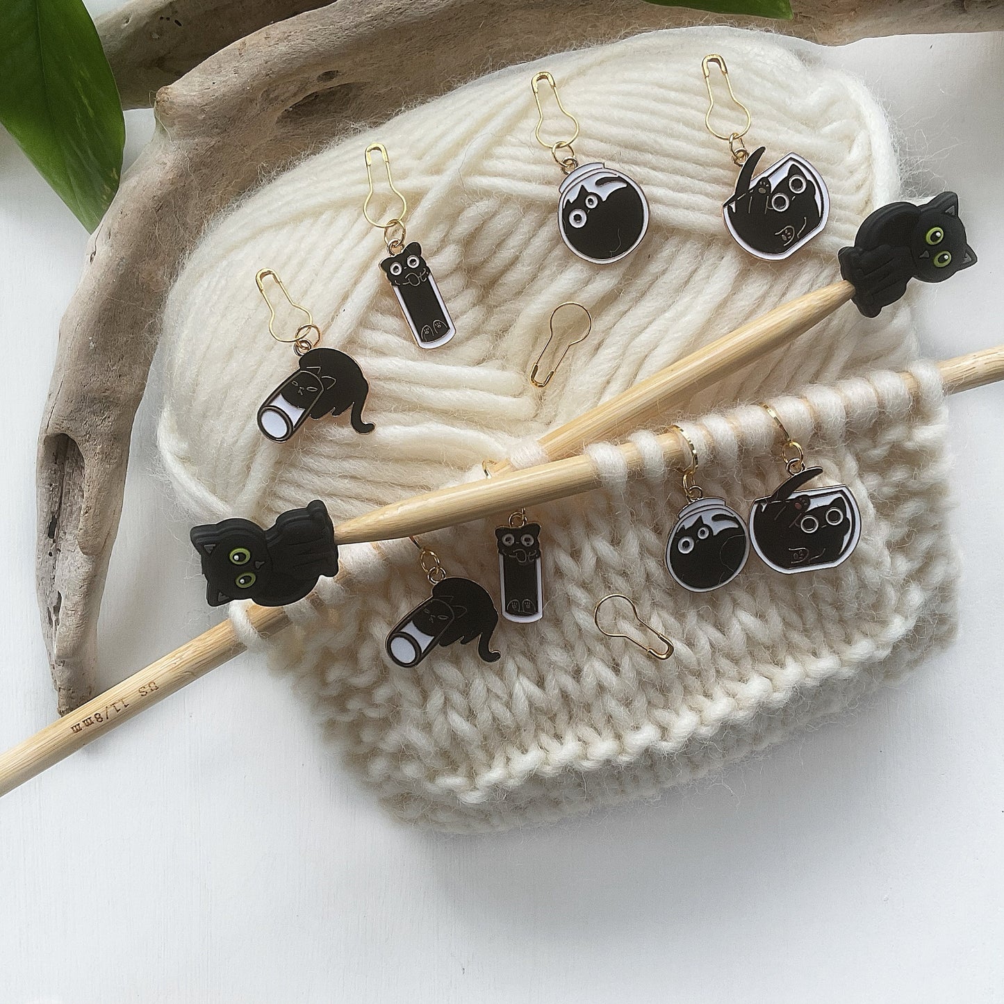 STITCH STOPPERS + MARKERS Set, 2 Green eyed Black Cat Stoppers + 5 fixed and removable markers +  storage jar, Knit & Crochet