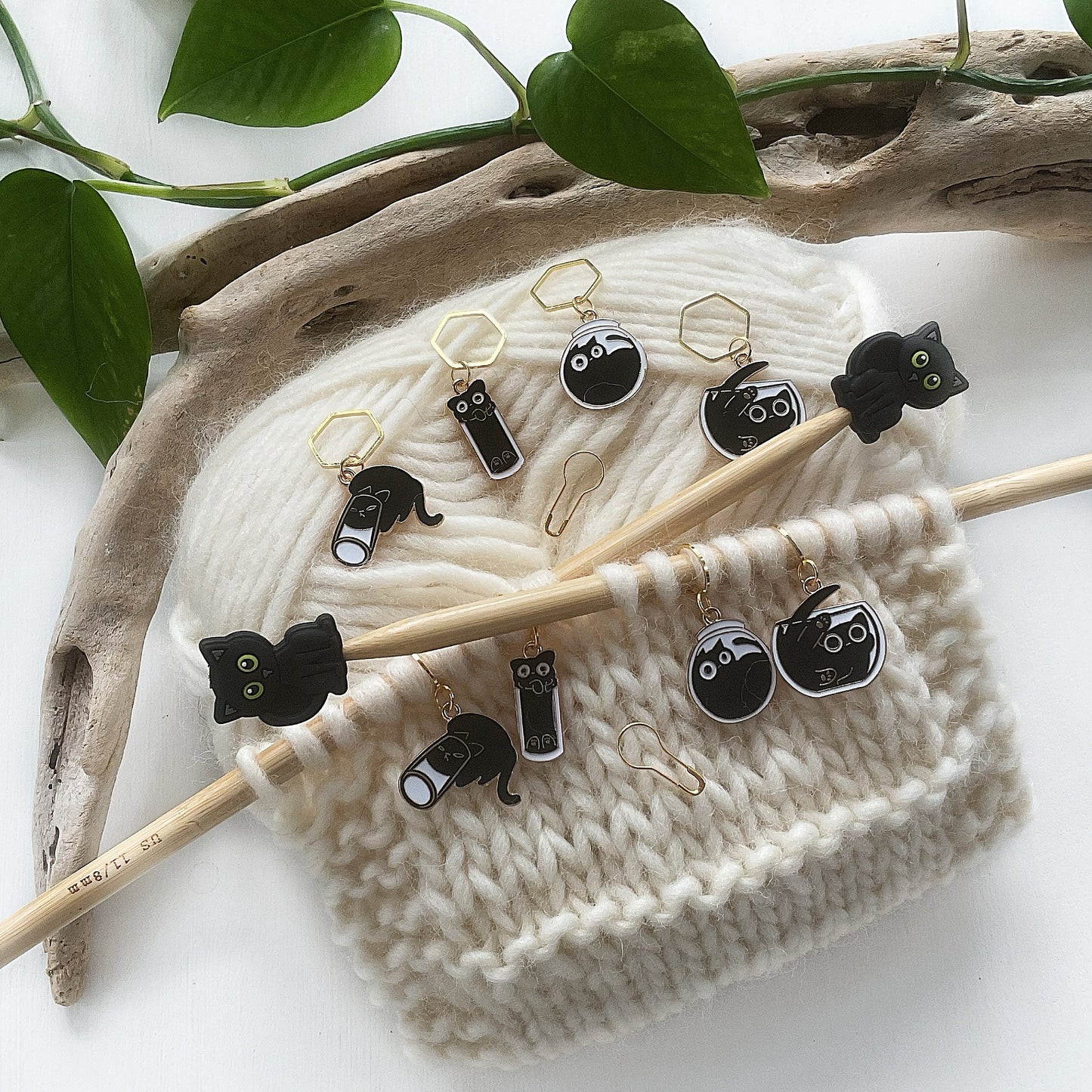 STITCH STOPPERS + MARKERS Set, 2 Green eyed Black Cat Stoppers + 5 fixed and removable markers +  storage jar, Knit & Crochet