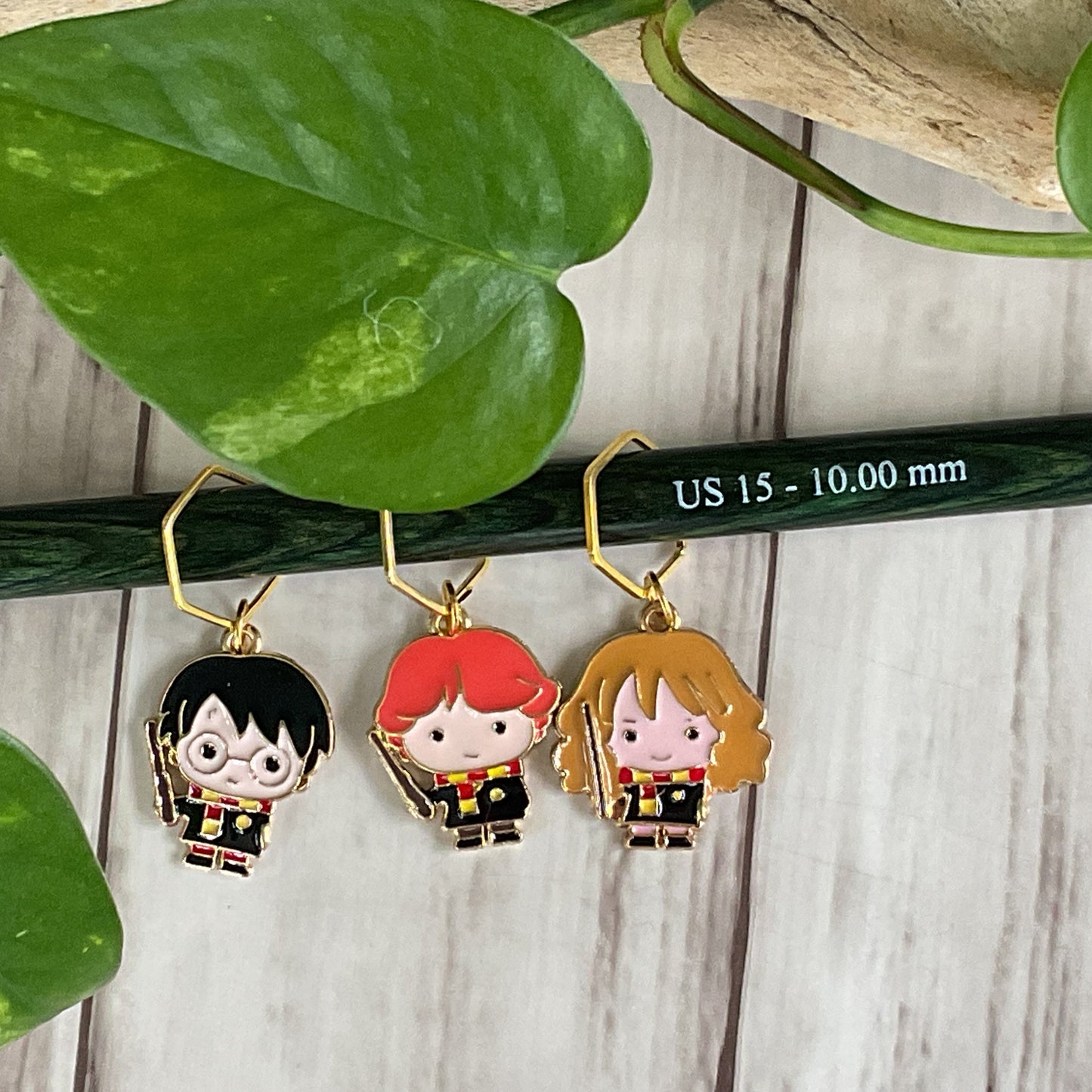 WIZARD SCHOOL STUDENTS Set of 3 knit + crochet stitch markers + storage jar/ lid + 1 free additional surprise stitch marker