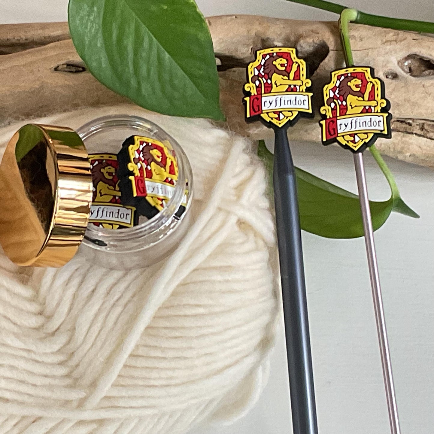 WIZARDING School HOUSE SHIELDS, Set of 2 Knitting Stitch Stoppers Crochet Hook buddies knitting needle point protectors
