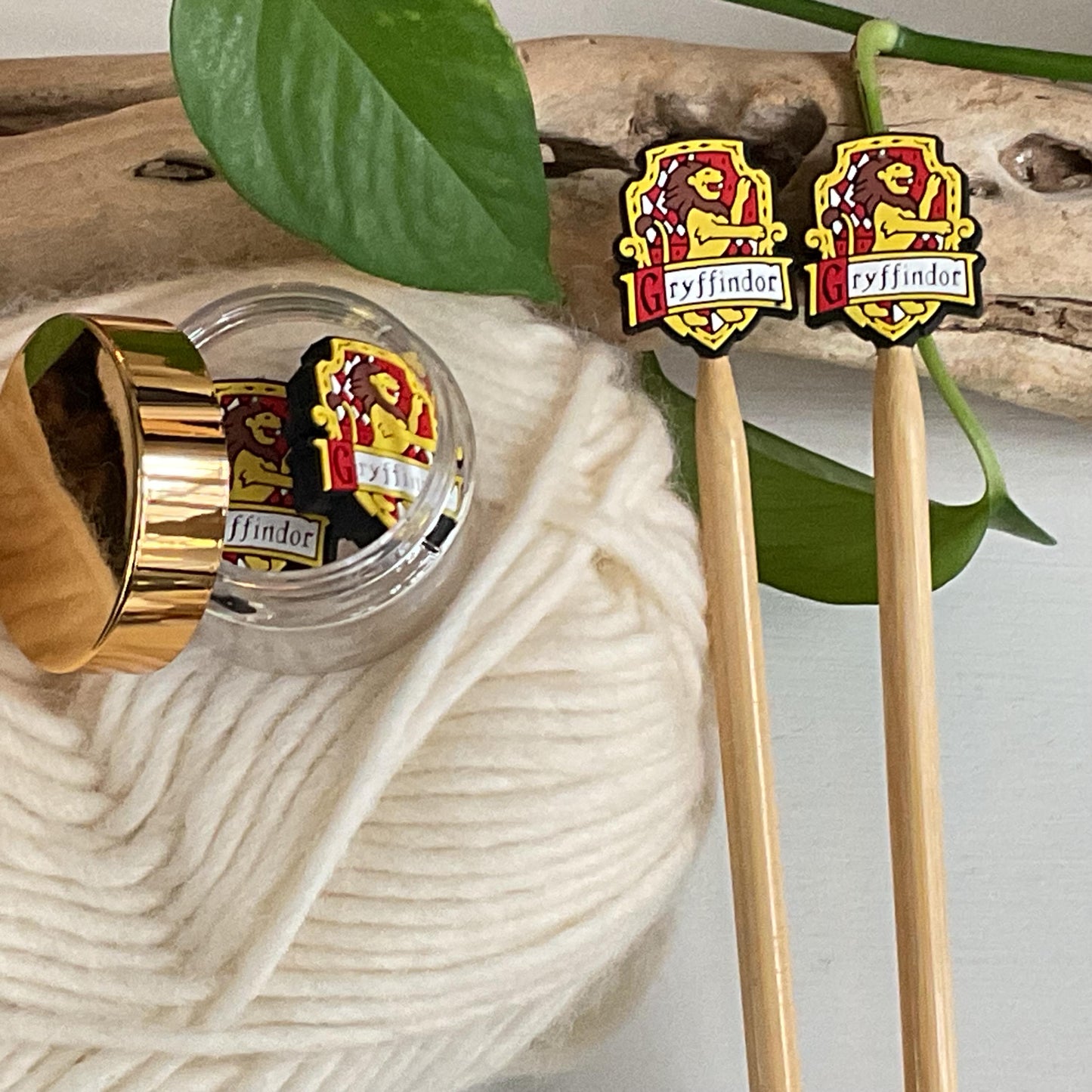 WIZARDING School HOUSE SHIELDS, Set of 2 Knitting Stitch Stoppers Crochet Hook buddies knitting needle point protectors