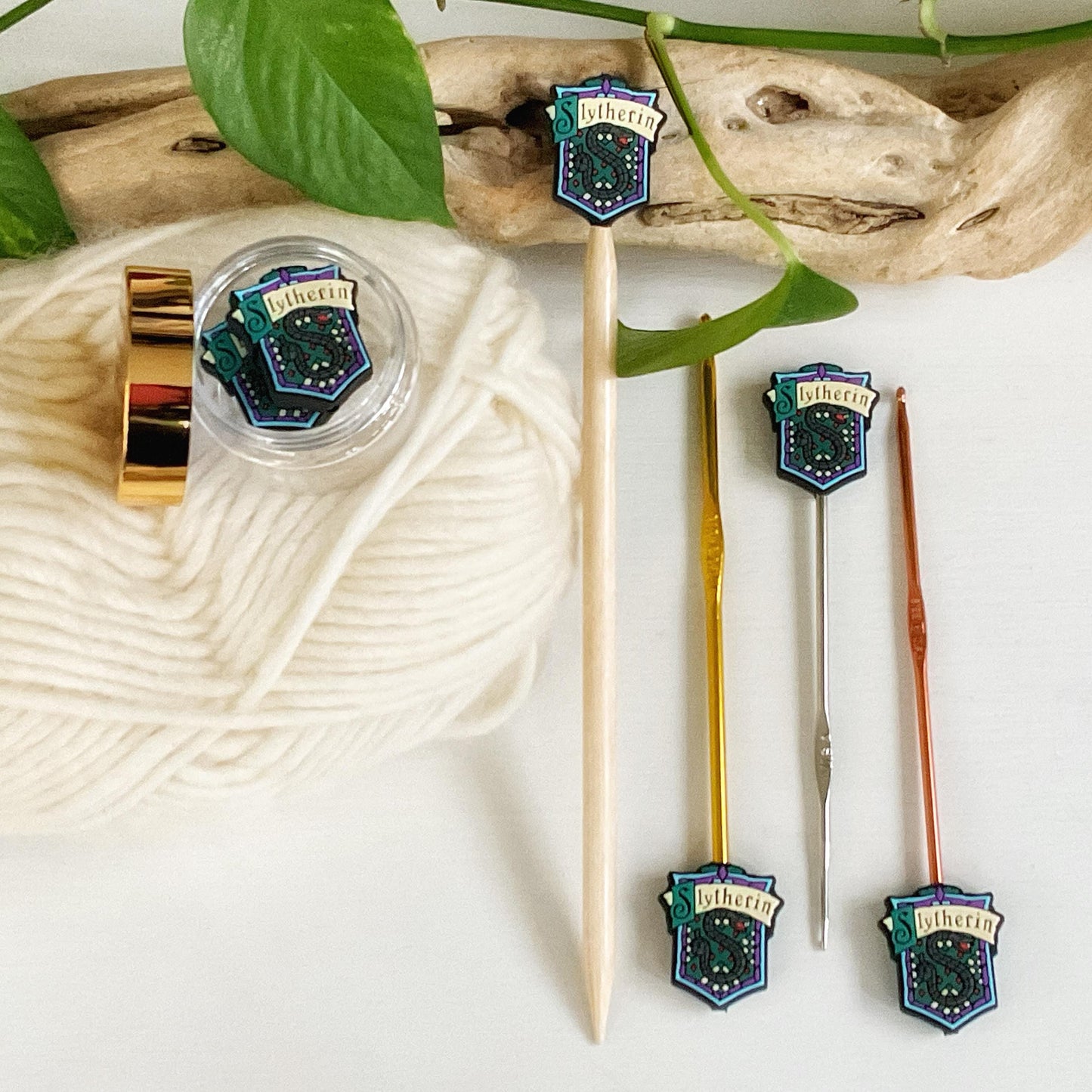 WIZARDING School HOUSE SHIELDS, Set of 2 Knitting Stitch Stoppers Crochet Hook buddies knitting needle point protectors