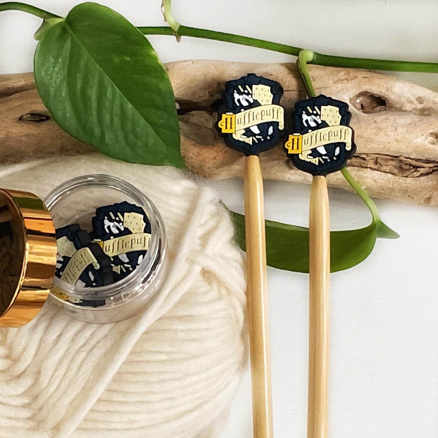 WIZARDING School HOUSE SHIELDS, Set of 2 Knitting Stitch Stoppers Crochet Hook buddies knitting needle point protectors